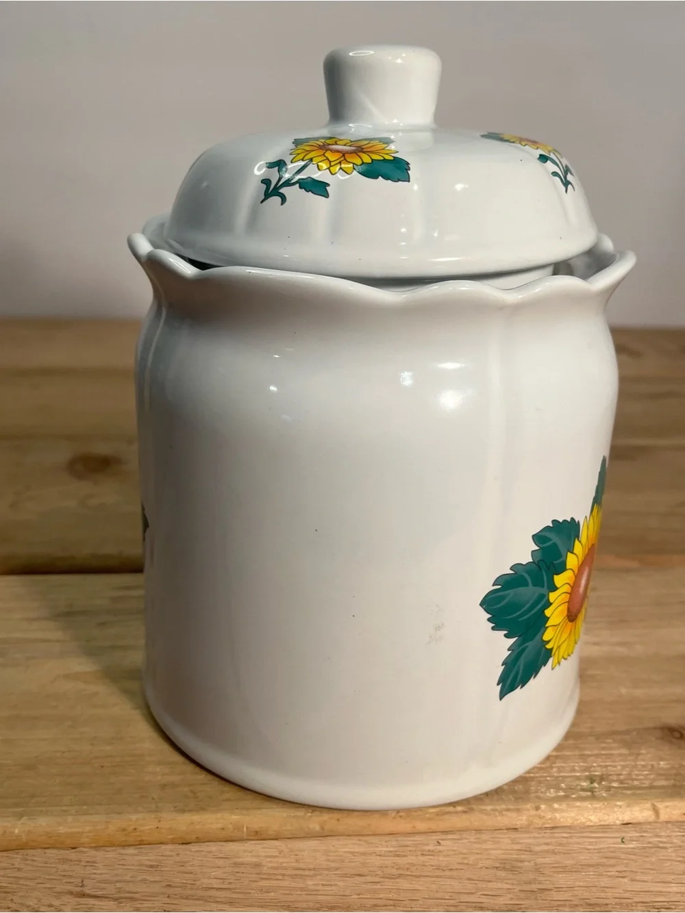 Vintage Sunflower Kitchen Canister Ceramic Farmhouse Cottagecore With Lid